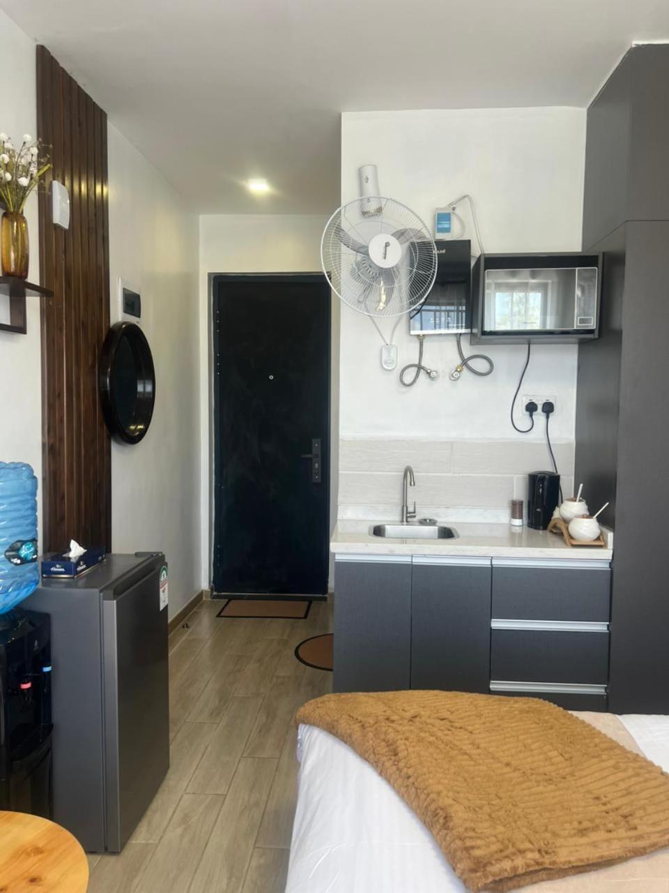 Favorite Staycation By Janice - Modern Comfort Near Airport Nairobi Exterior photo
